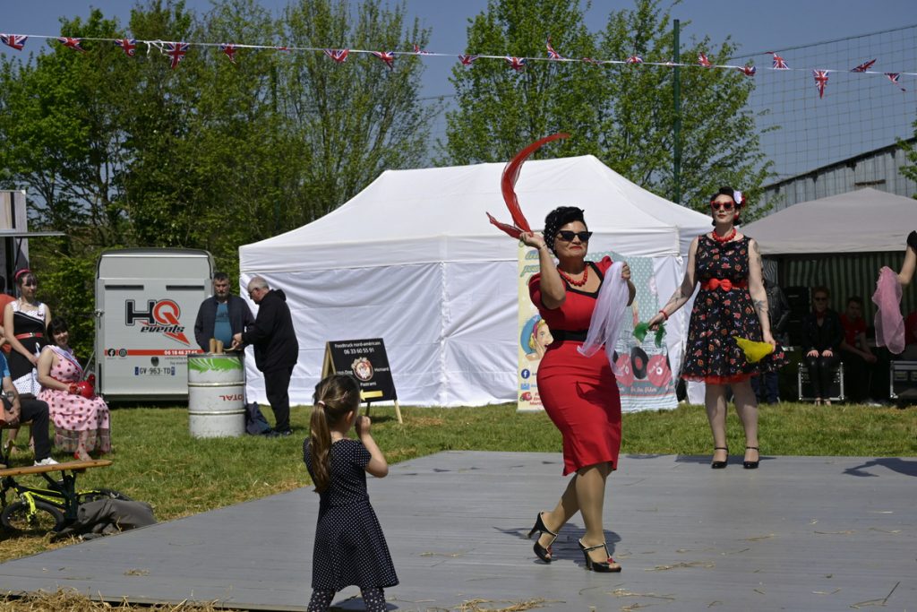 les pin up au motors arts days a angliers
