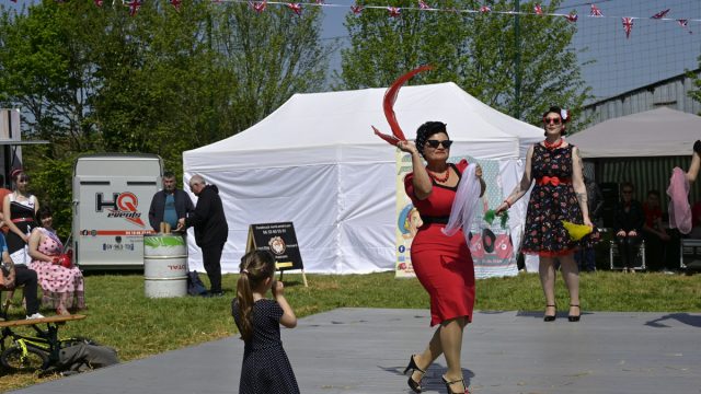 les pin up au motors arts days a angliers