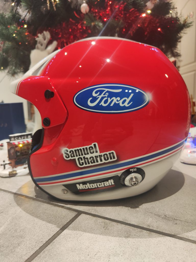 peinture casque karting moto et voiture par la carrosserie perrier art graphic